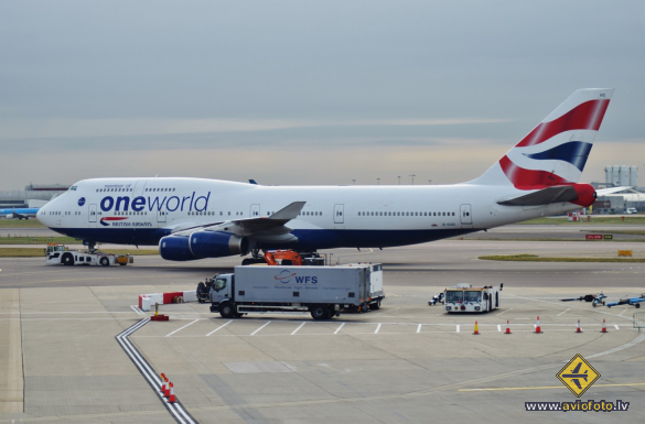 Boeing 747-436